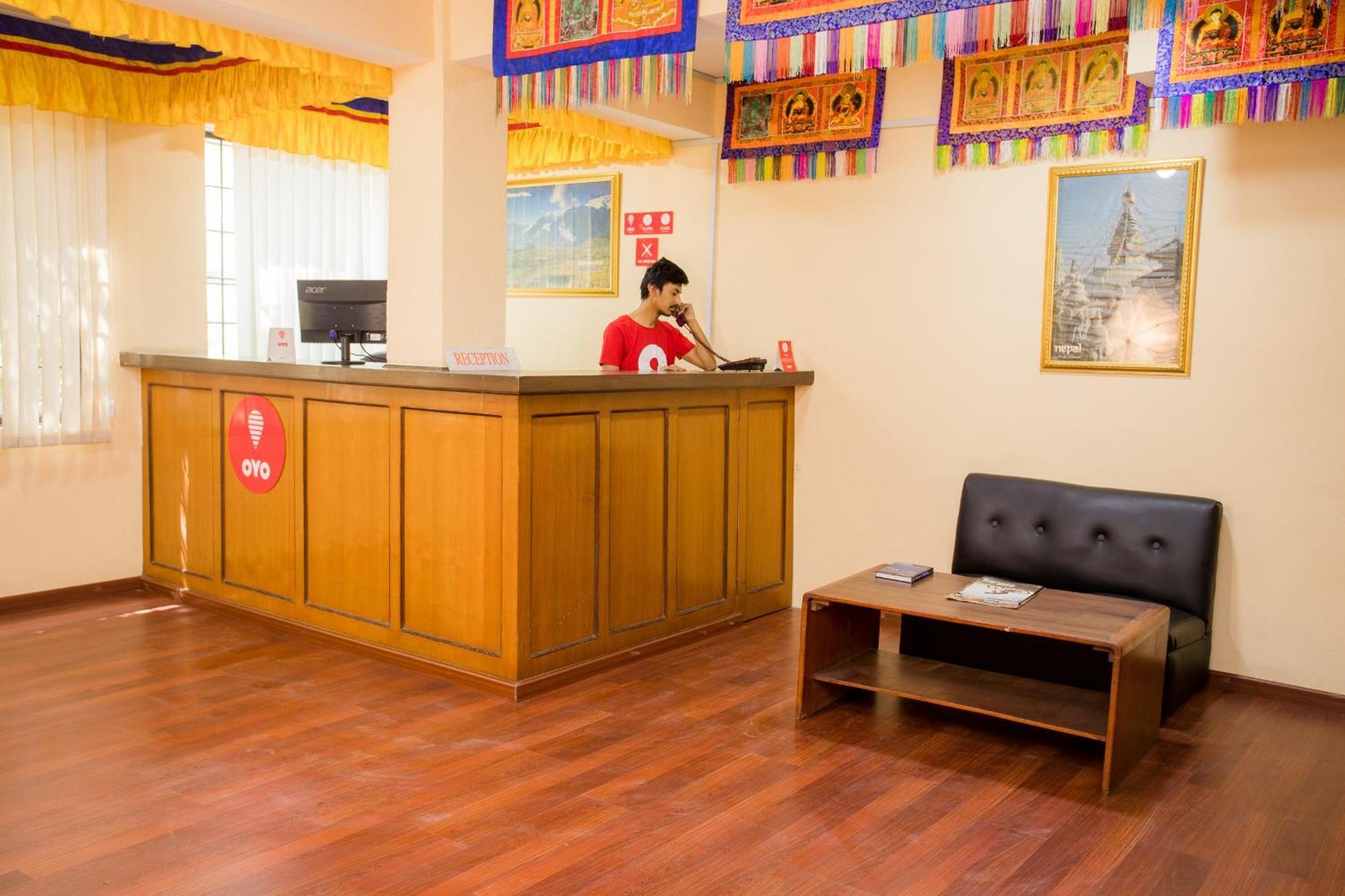 Oyo 135 Lost Garden Apartment And Guest House Katmandu Eksteriør billede